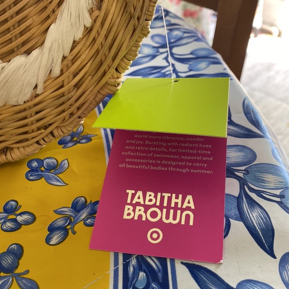 Brand NWT Tabitha Brown Lemon Slice wicker Bag - Picture 2 of 3